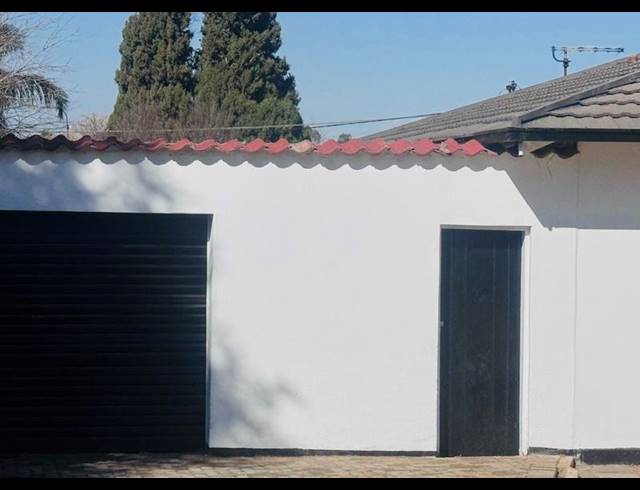 3 BEDROOM HOUSE FOR SALE IN WYCHWOOD